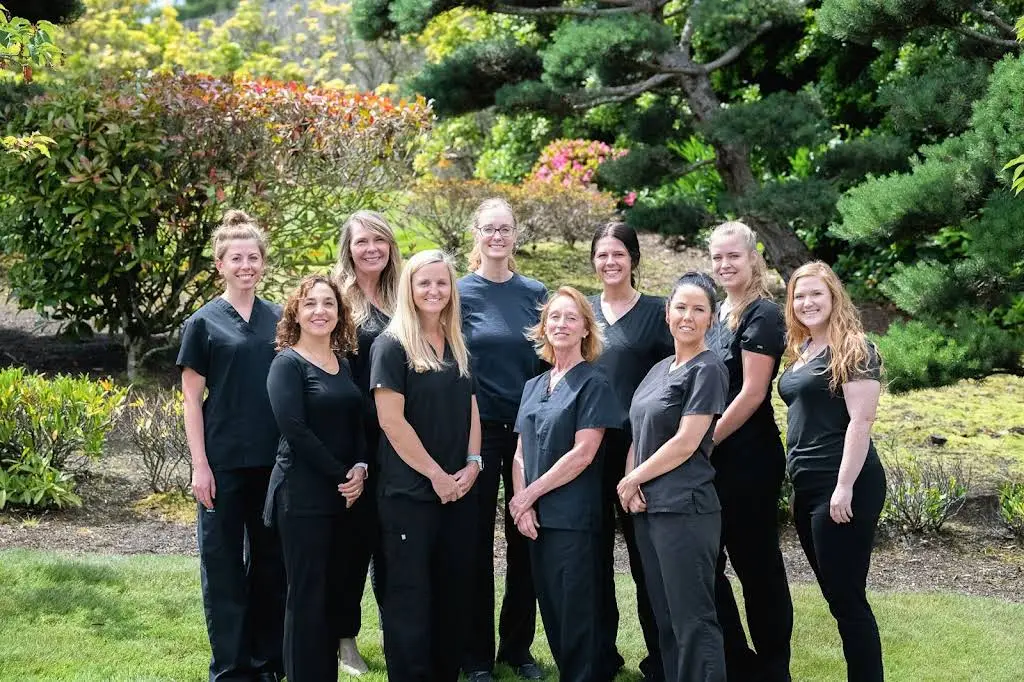 Mukilteo Smiles - Professional dental clinic exterior with modern facilities
