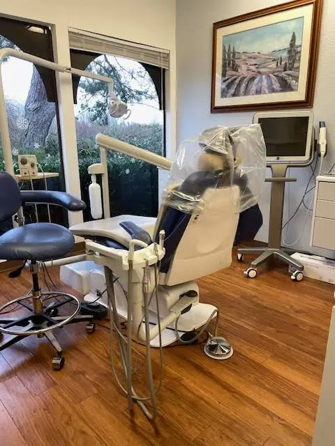 Bellevue Eastside Family Dental - Professional dental clinic exterior with modern facilities