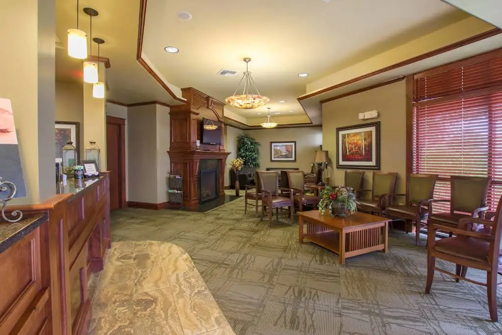 Winterholler Dentistry & Implant Surgery - Professional dental clinic exterior with modern facilities