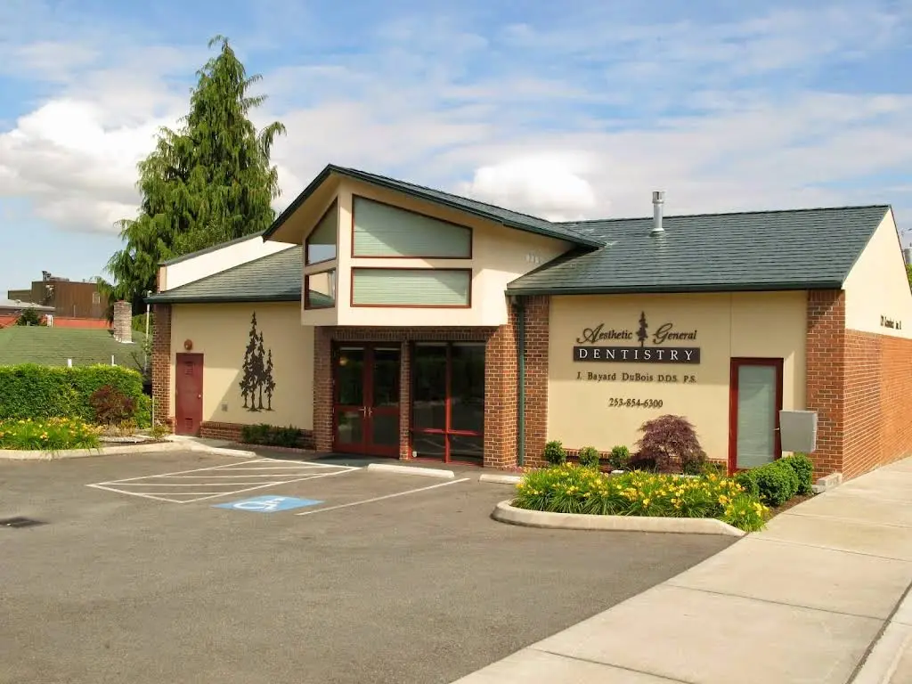 J. Bayard DuBois, DDS, PS - Professional dental clinic exterior with modern facilities