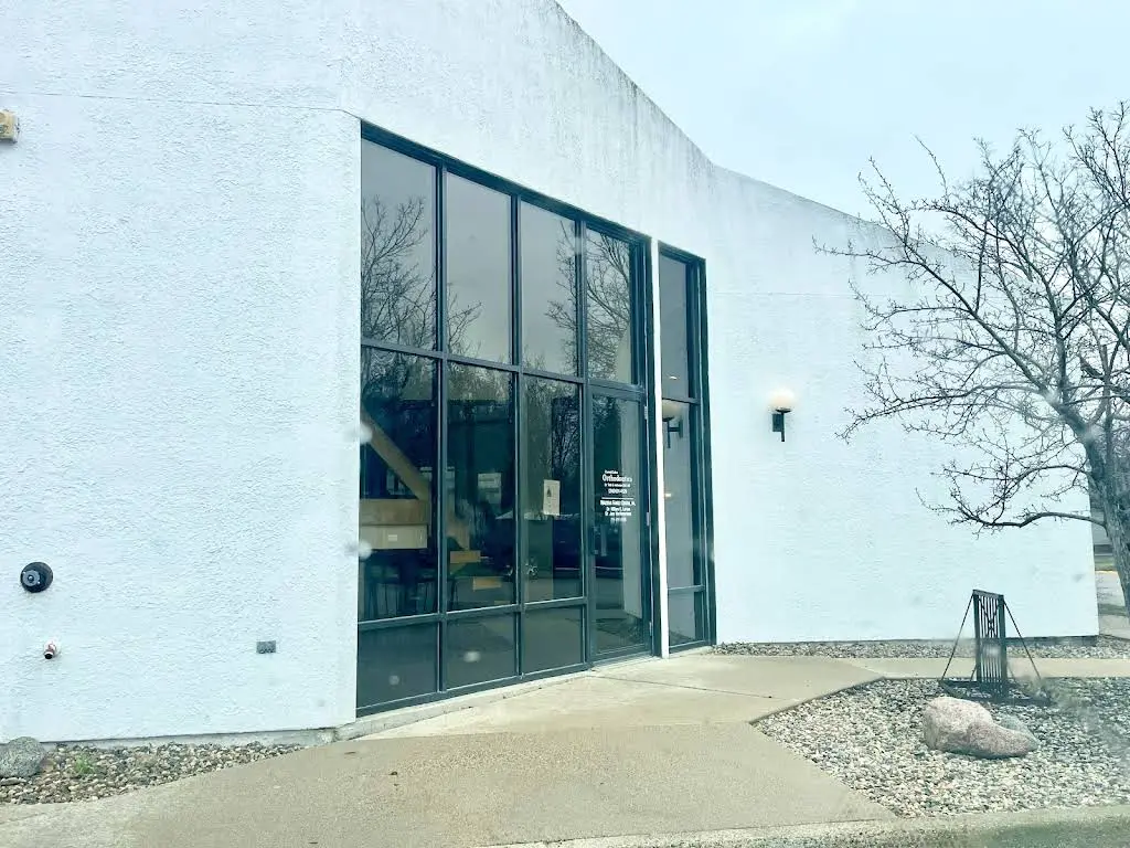 Central Lakes Orthodontics - Professional dental clinic exterior with modern facilities