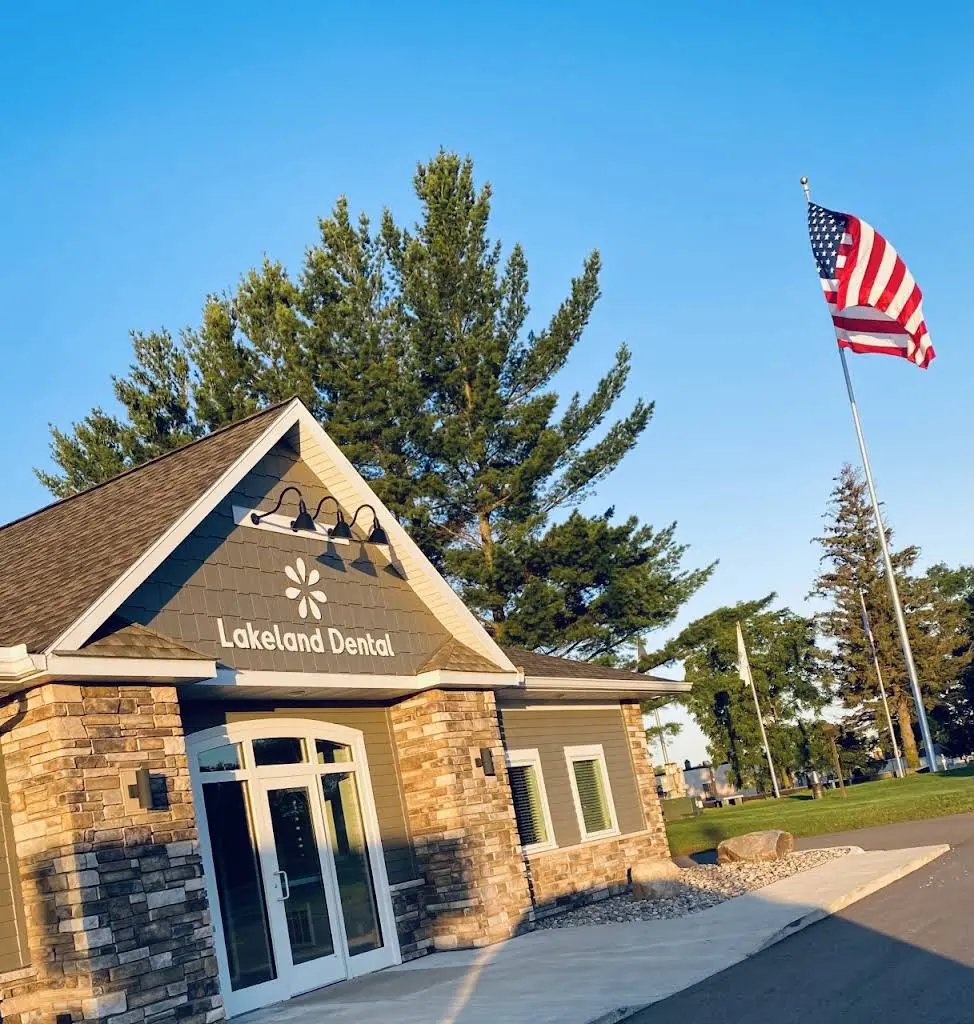 Lakeland Dental - Staples - Professional dental clinic exterior with modern facilities