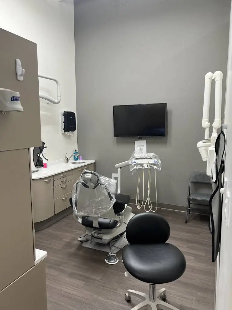 Complete Dental Care of Covington - Professional dental clinic exterior with modern facilities