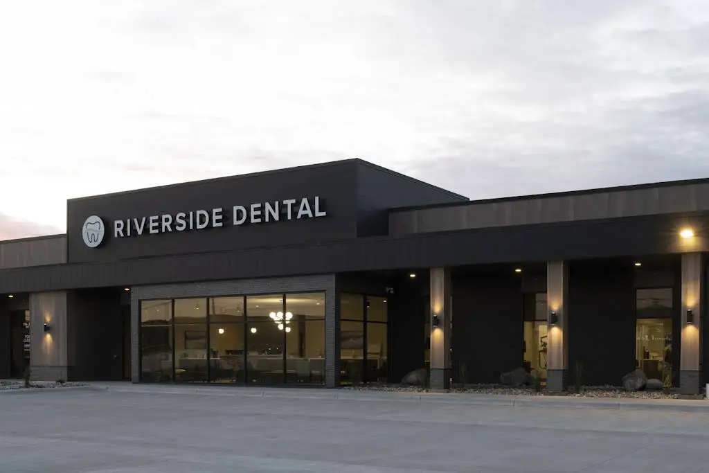 Riverside Dental - Professional dental clinic exterior with modern facilities