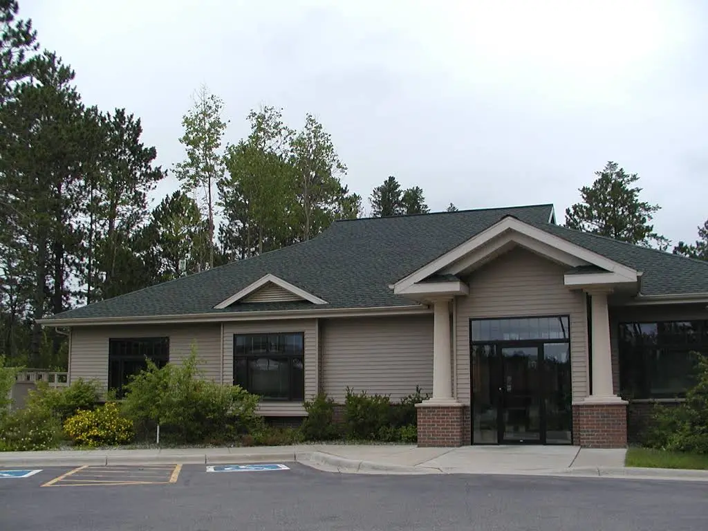 Grand Rapids Dental Care - Professional dental clinic exterior with modern facilities