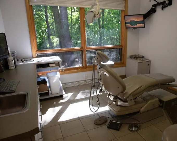 Lonsdorf Dental - Professional dental clinic exterior with modern facilities