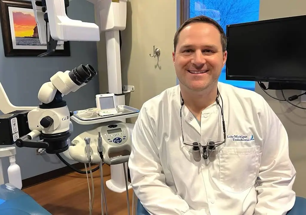Lake Michigan Endodontics of Ludington - Professional dental clinic exterior with modern facilities