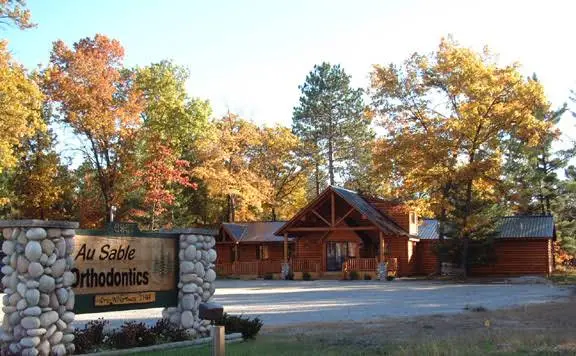 Tip of the Mitt Orthodontics - Professional dental clinic exterior with modern facilities