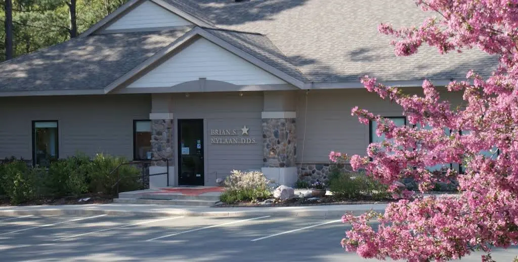 Brian S. Nylaan D.D.S., P.C. - Professional dental clinic exterior with modern facilities