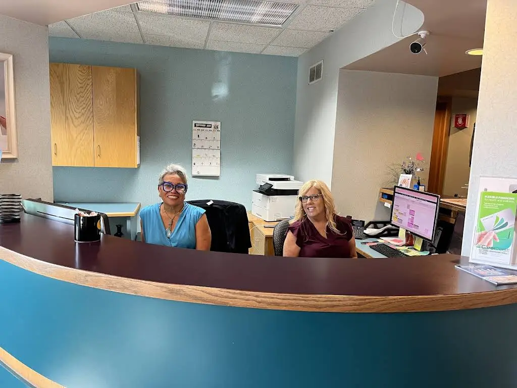 Grand Ledge Smiles - Professional dental clinic exterior with modern facilities