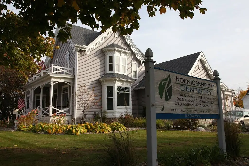 Koenigsknecht Dentistry - Professional dental clinic exterior with modern facilities