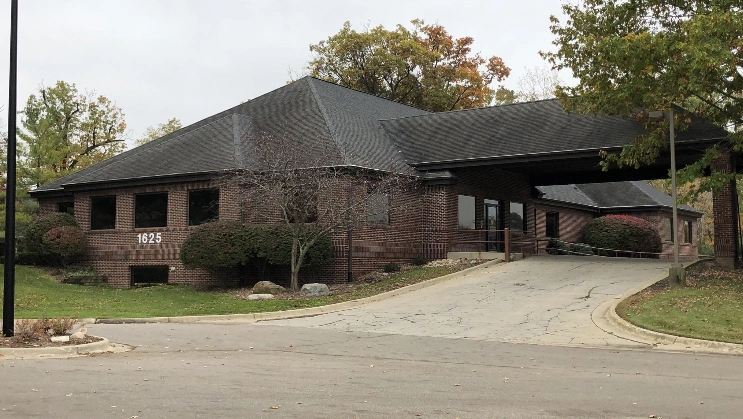 Engstrom Family Dental - Professional dental clinic exterior with modern facilities