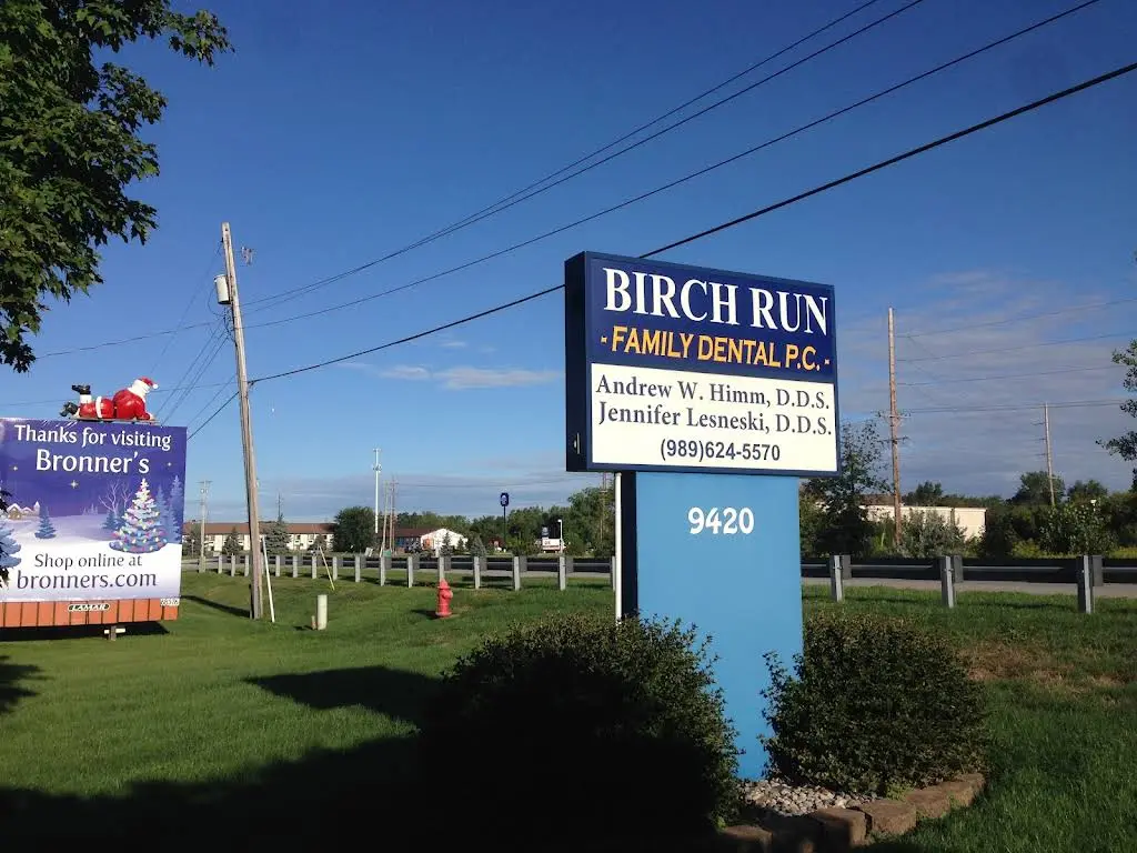 Birch Run Family Dental - Professional dental clinic exterior with modern facilities