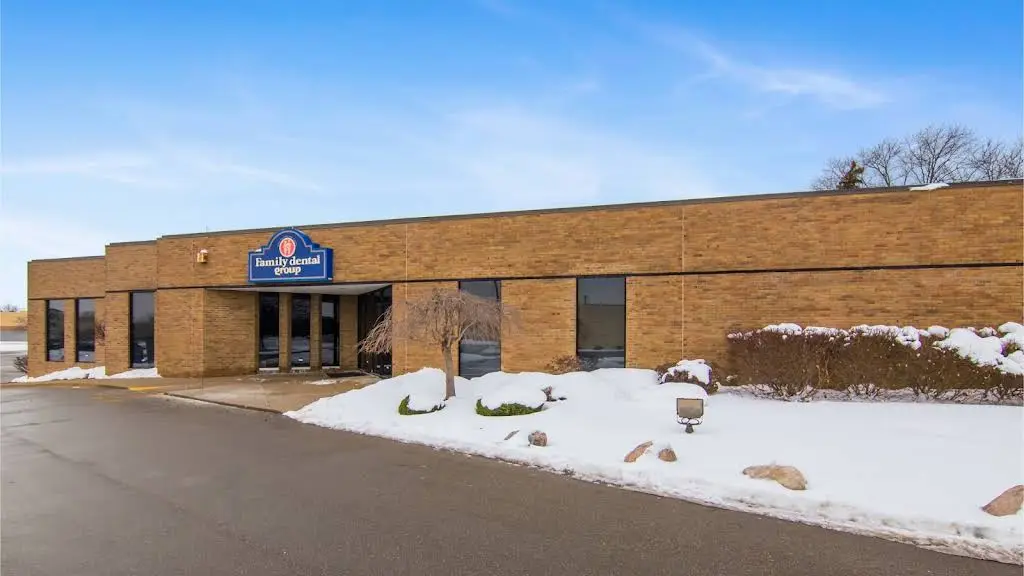 Family Dental Group - Professional dental clinic exterior with modern facilities