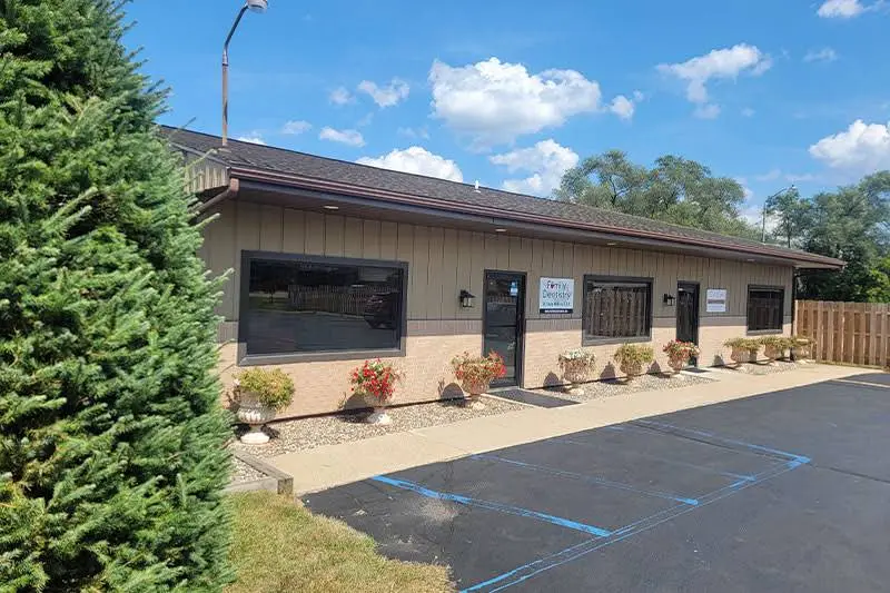 Crossoak Family Dentistry - Professional dental clinic exterior with modern facilities