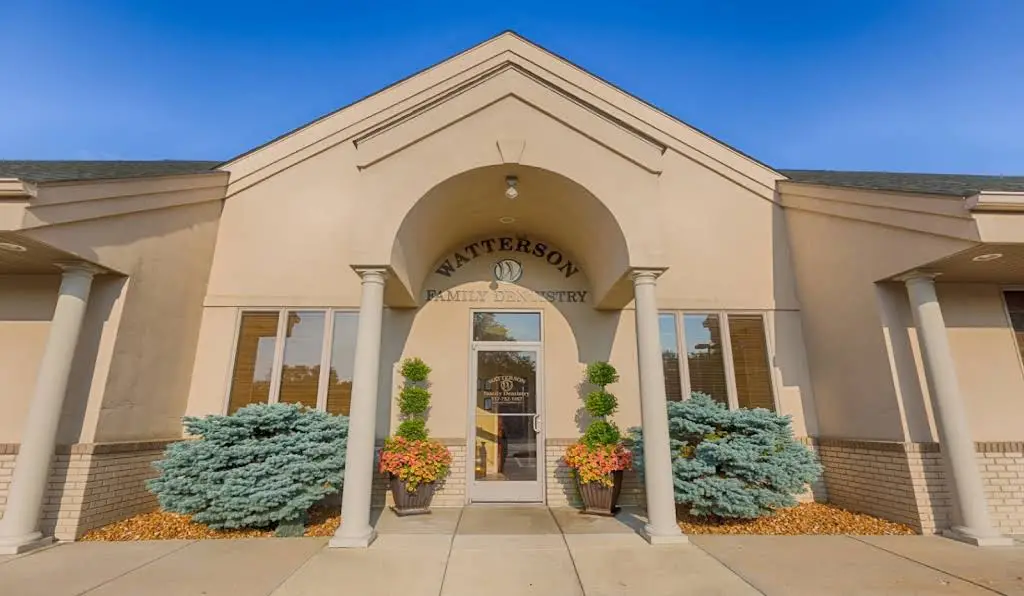 Watterson Dentistry - Professional dental clinic exterior with modern facilities