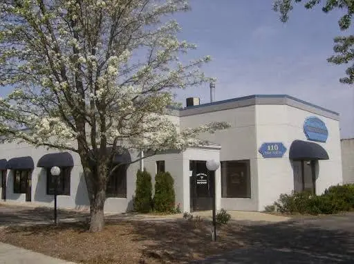 Robert D. Young, DDS - Professional dental clinic exterior with modern facilities