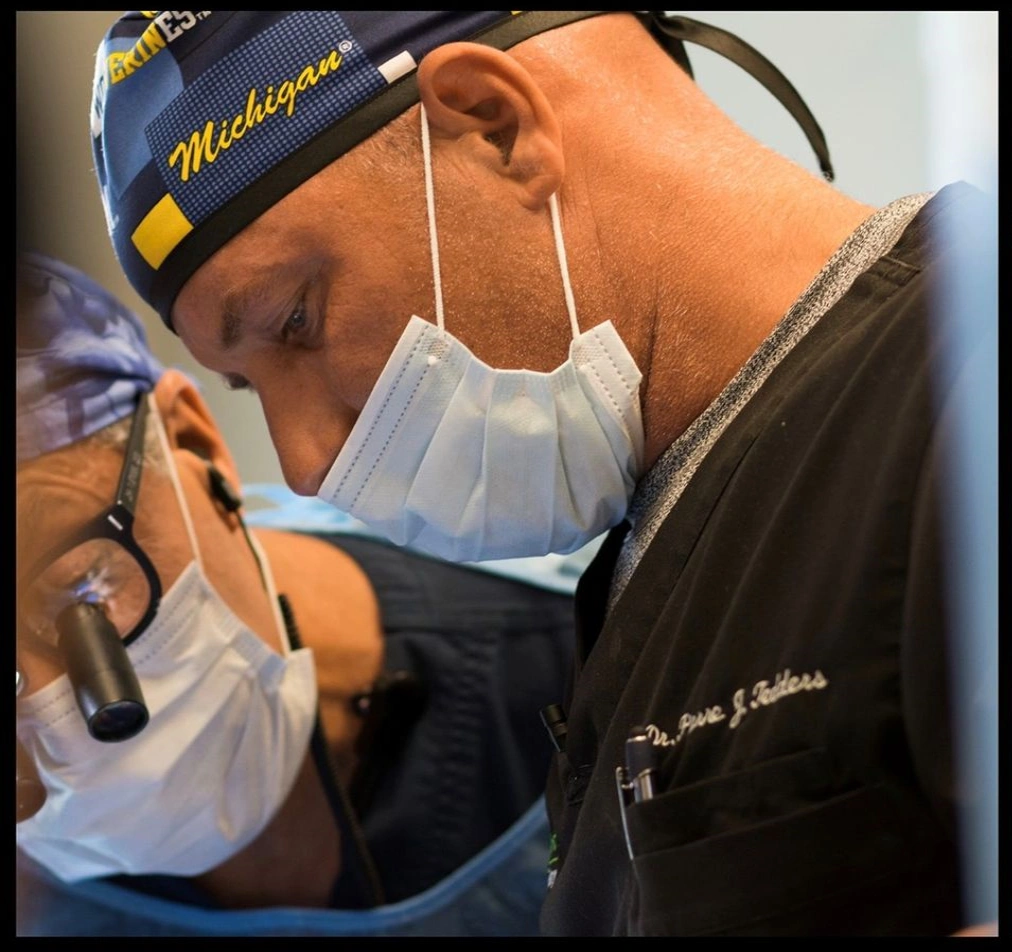 Tedders Family & Implant Dentistry - Professional dental clinic exterior with modern facilities