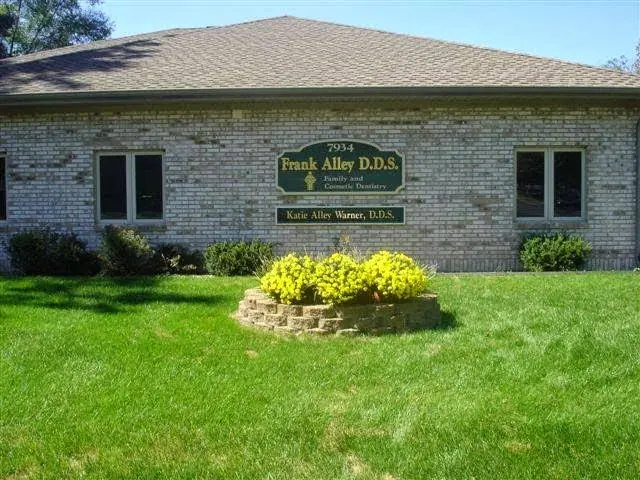 Portage DDS - Professional dental clinic exterior with modern facilities