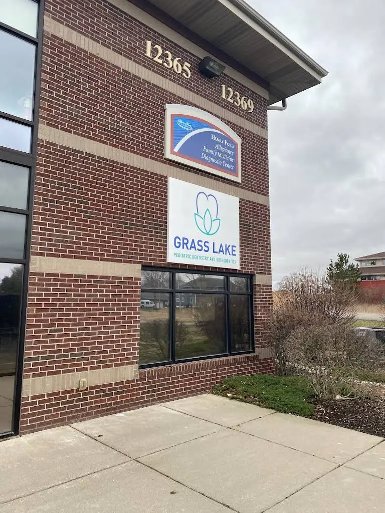 Grass Lake Pediatric Dentistry and Orthodontics - Professional dental clinic exterior with modern facilities