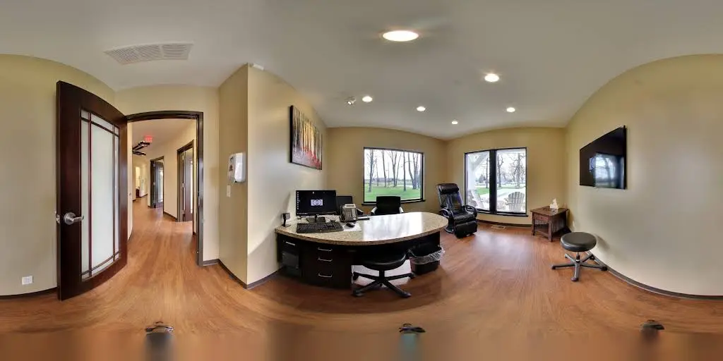 Granger Oral Surgery & Dental Implants - Professional dental clinic exterior with modern facilities