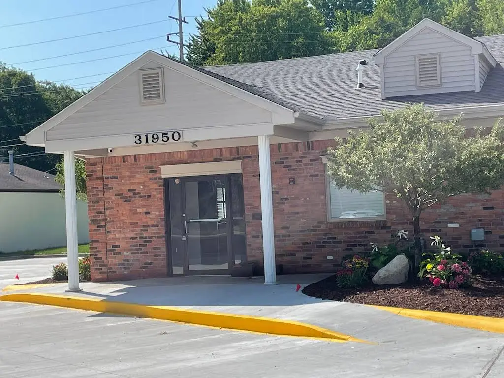 New Baltimore Dental Center - Professional dental clinic exterior with modern facilities