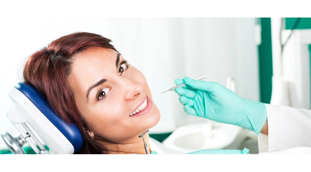 Macomb's Grosse Pointe Family Dentistry - Professional dental clinic exterior with modern facilities