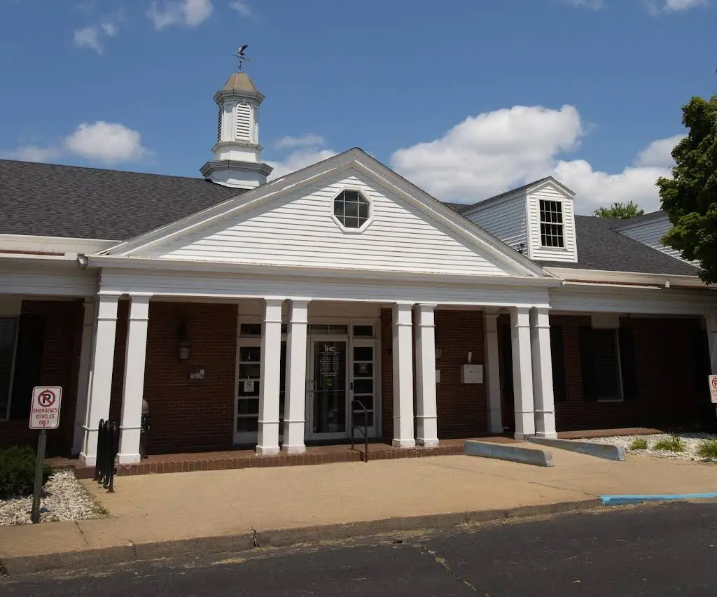 Indiana Health Centers - Professional dental clinic exterior with modern facilities