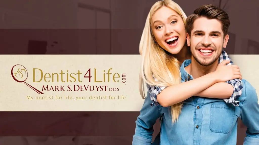 Dentist 4 Life - Mark DeVuyst DDS, PC - Professional dental clinic exterior with modern facilities