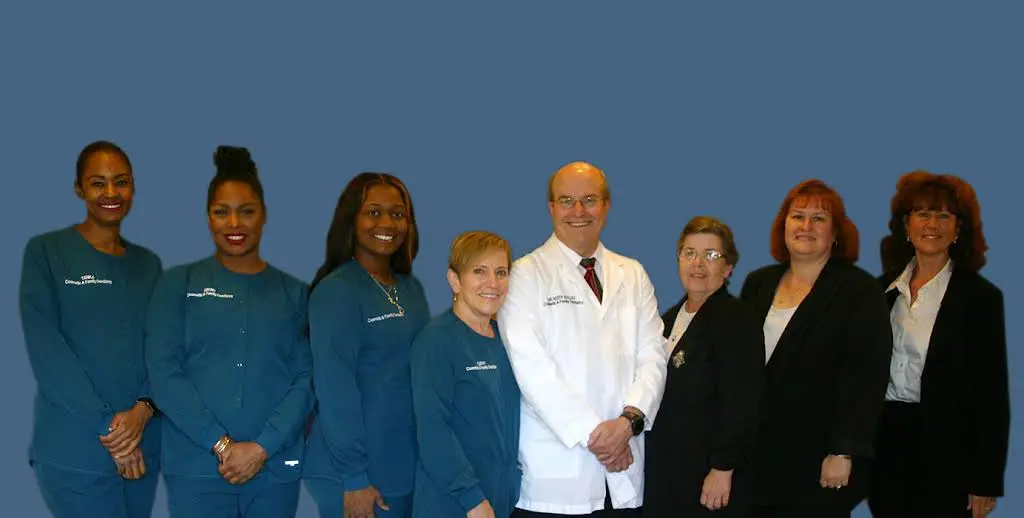 Keith Kelley, DDS - A Center For Family Dentistry - Professional dental clinic exterior with modern facilities