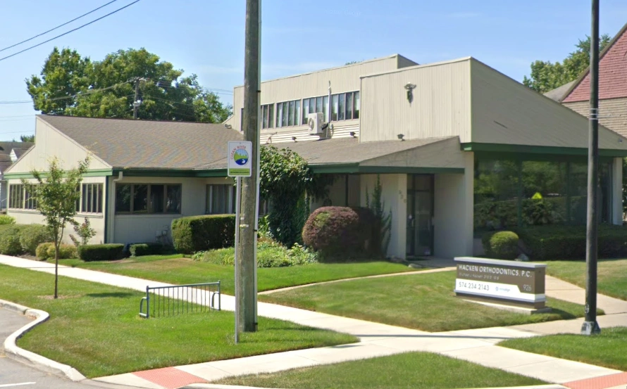 Hacken Orthodontics - South Bend - Professional dental clinic exterior with modern facilities