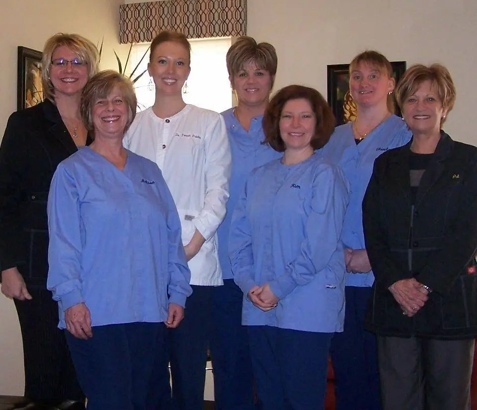 Novi Dental - Professional dental clinic exterior with modern facilities