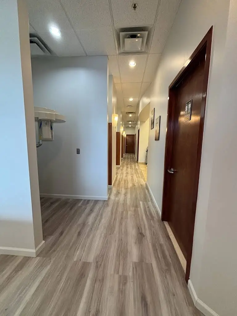 Select Dental Group - Professional dental clinic exterior with modern facilities