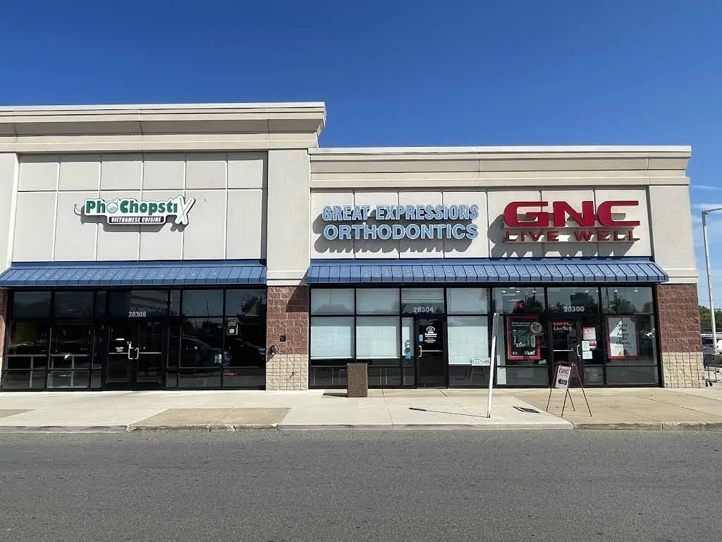 Great Expressions Dental Centers - Professional dental clinic exterior with modern facilities