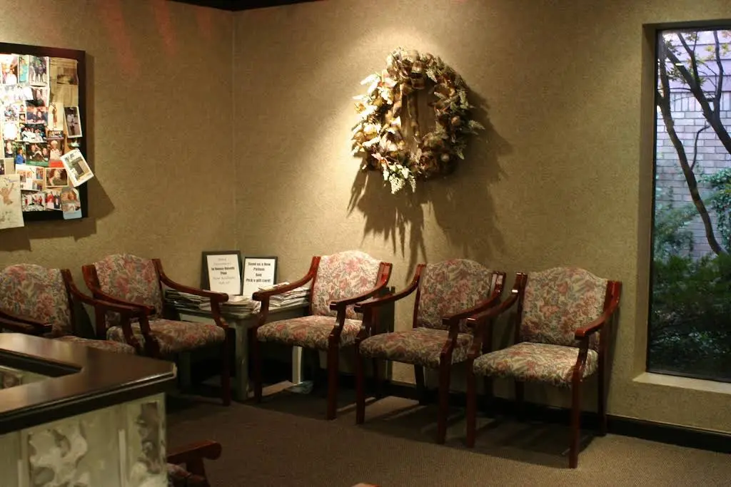 Monet Aesthetic Dentistry - Professional dental clinic exterior with modern facilities