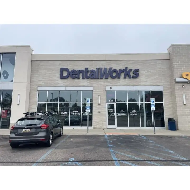 DentalWorks & Orthodontics Royal Oak - Professional dental clinic exterior with modern facilities