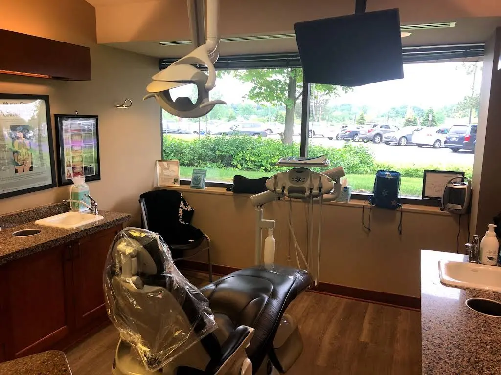Progressive Dental - Professional dental clinic exterior with modern facilities