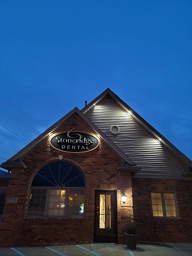 Stoneridge Dental - Professional dental clinic exterior with modern facilities