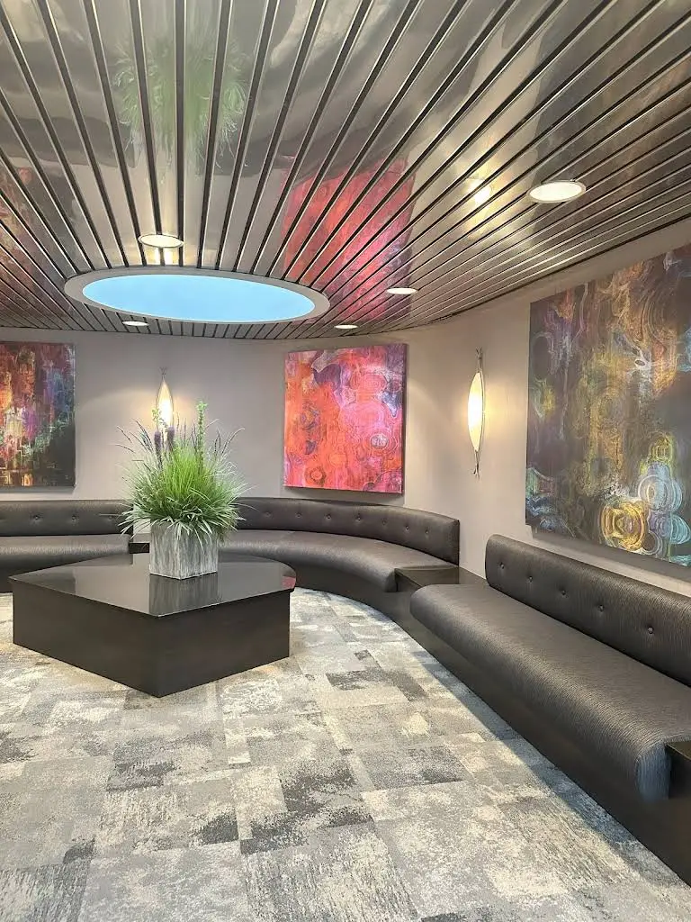 Redwood Dental Warren - Professional dental clinic exterior with modern facilities