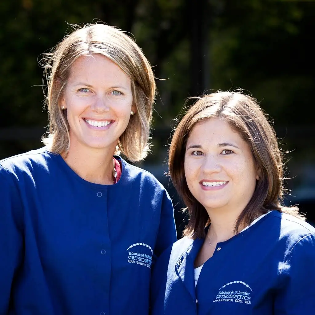 Edwards & Schaefer Orthodontics - Professional dental clinic exterior with modern facilities