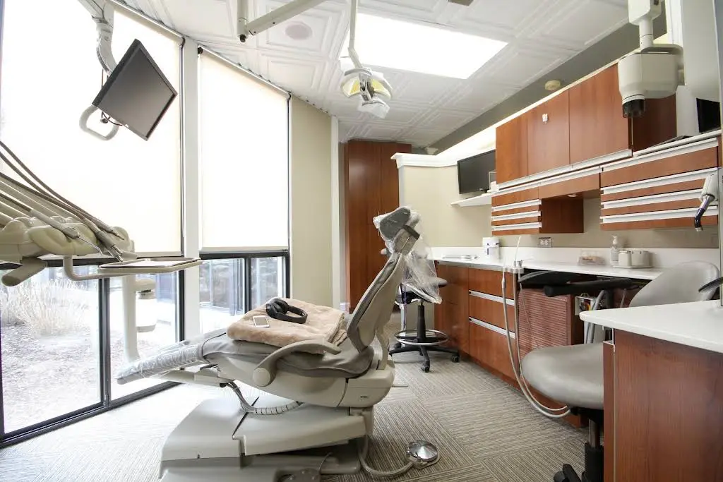 Robison Dental Group - Professional dental clinic exterior with modern facilities