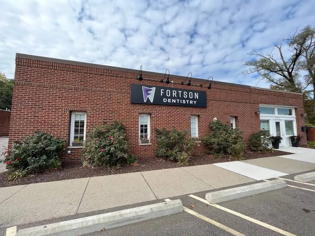 Fortson Dentistry - Lathrup Village South - Professional dental clinic exterior with modern facilities