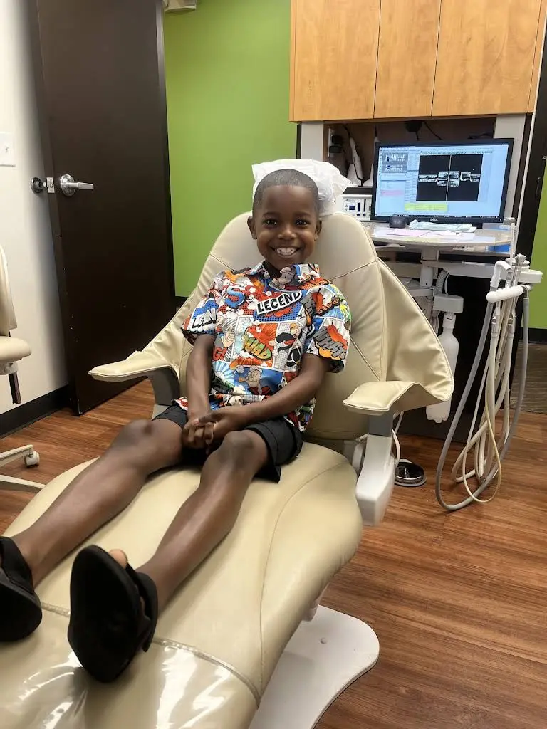 Southfield Kid's Dentist - Professional dental clinic exterior with modern facilities