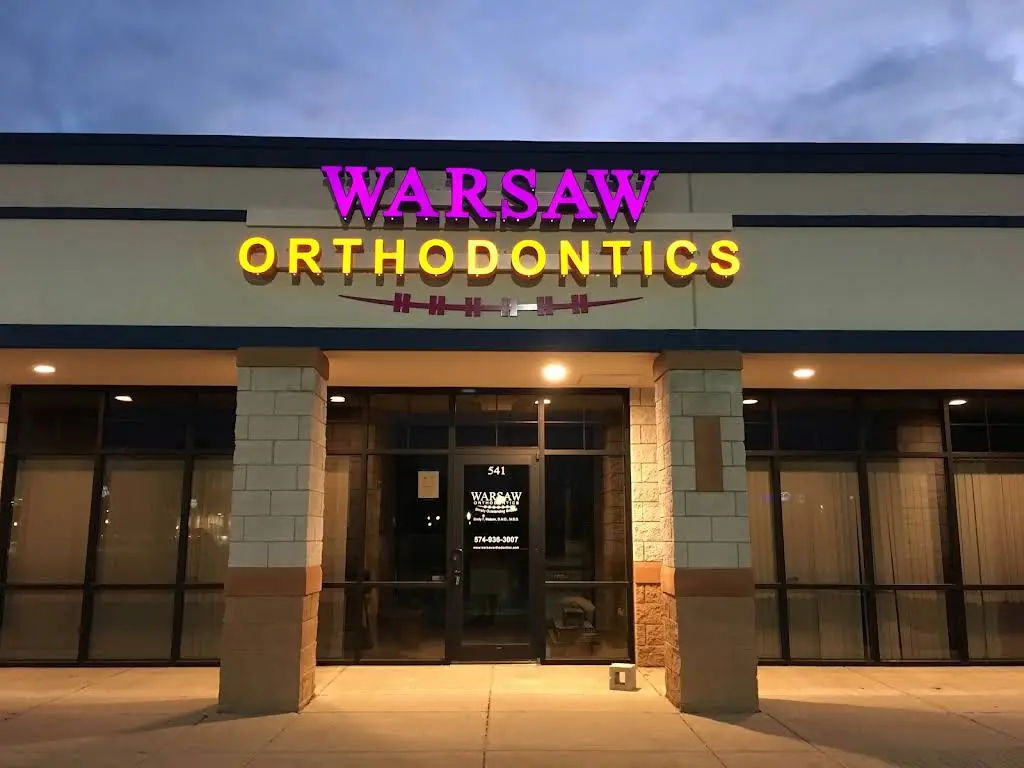 Warsaw Orthodontics - Professional dental clinic exterior with modern facilities