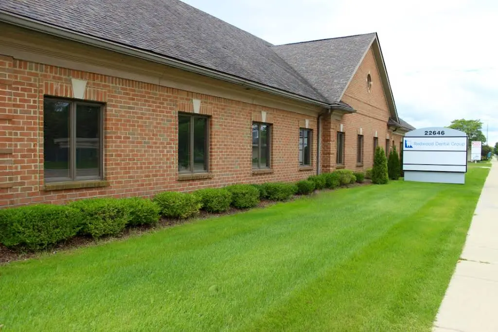 Redwood Dental St. Clair Shores - Professional dental clinic exterior with modern facilities