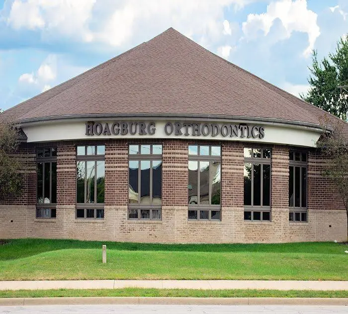 Hoagburg Orthodontics - Professional dental clinic exterior with modern facilities