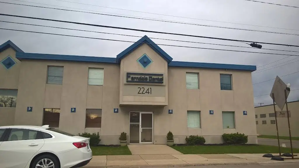 Martella Ronald DDS - Professional dental clinic exterior with modern facilities