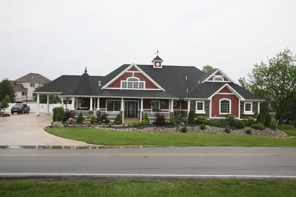 Thomas A. Bunner, DDS - Professional dental clinic exterior with modern facilities