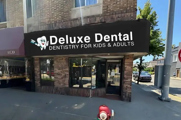 Deluxe Dental Hamtramck - Professional dental clinic exterior with modern facilities