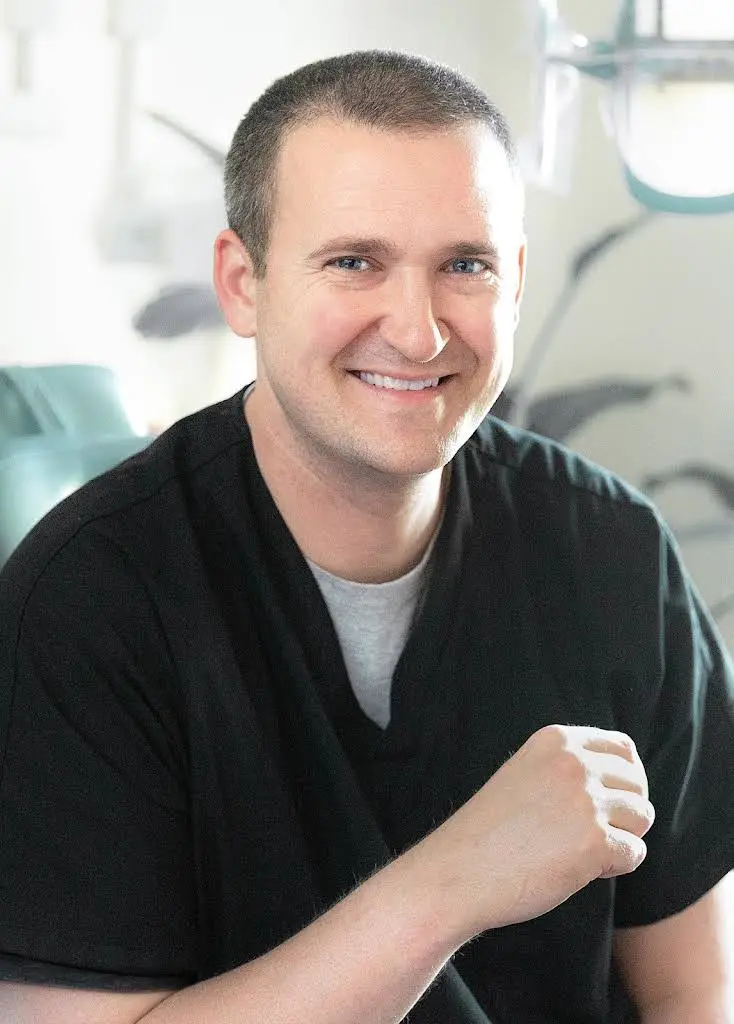 Fort Wayne Prosthodontics: Dr. Ryan Zimmerman - Professional dental clinic exterior with modern facilities